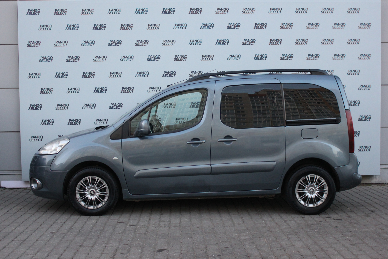 6 бензин 90 л с. Идеальный партнёр 2011. 6 бензин 90 л с. Пежо партнер 1. Peugeot partner 2 комплектации.